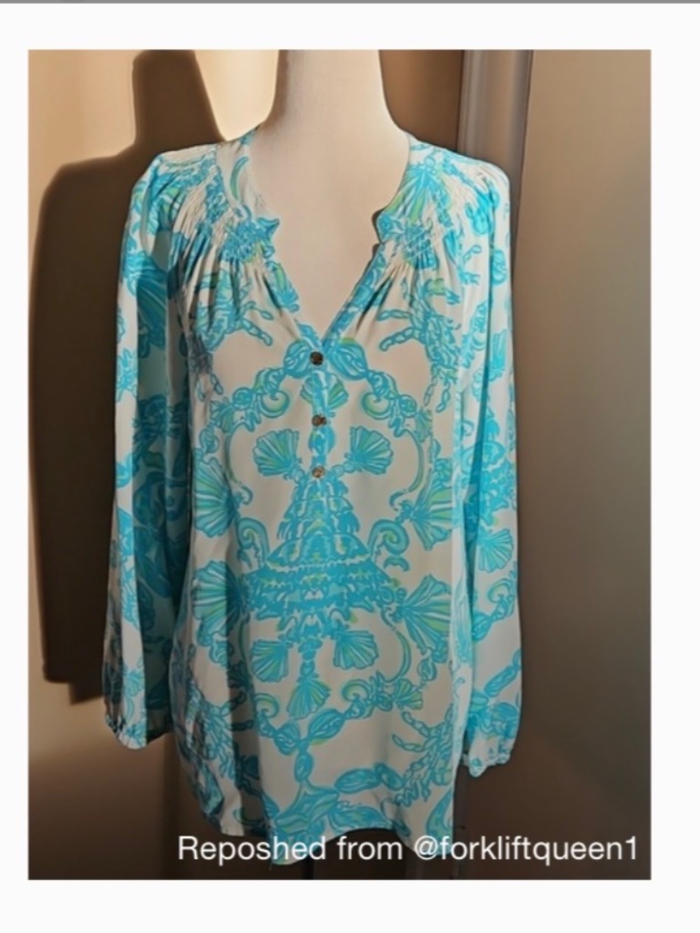 Lilly Pulitzer SIRENS Silk Elsa Blouse in Gold Digger Medium